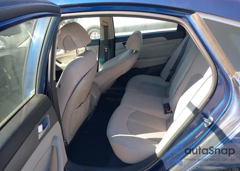 2015 Hyundai Sonata Eco z USA, uszkodzony, nr VIN 5NPE24AA0FH125896